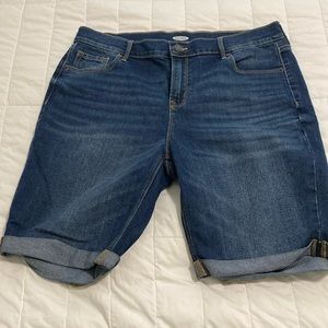 Old Navy Bermuda jean short, 14